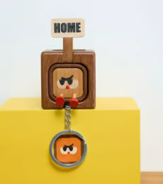 🔥Hot Selling:Creative Wooden Key Hooks with Funny Facial Expressions - Functional & Stylish Key
